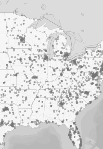 A zoomed in map on the eastern half of the US with thousands of dots representing Indivisible groups